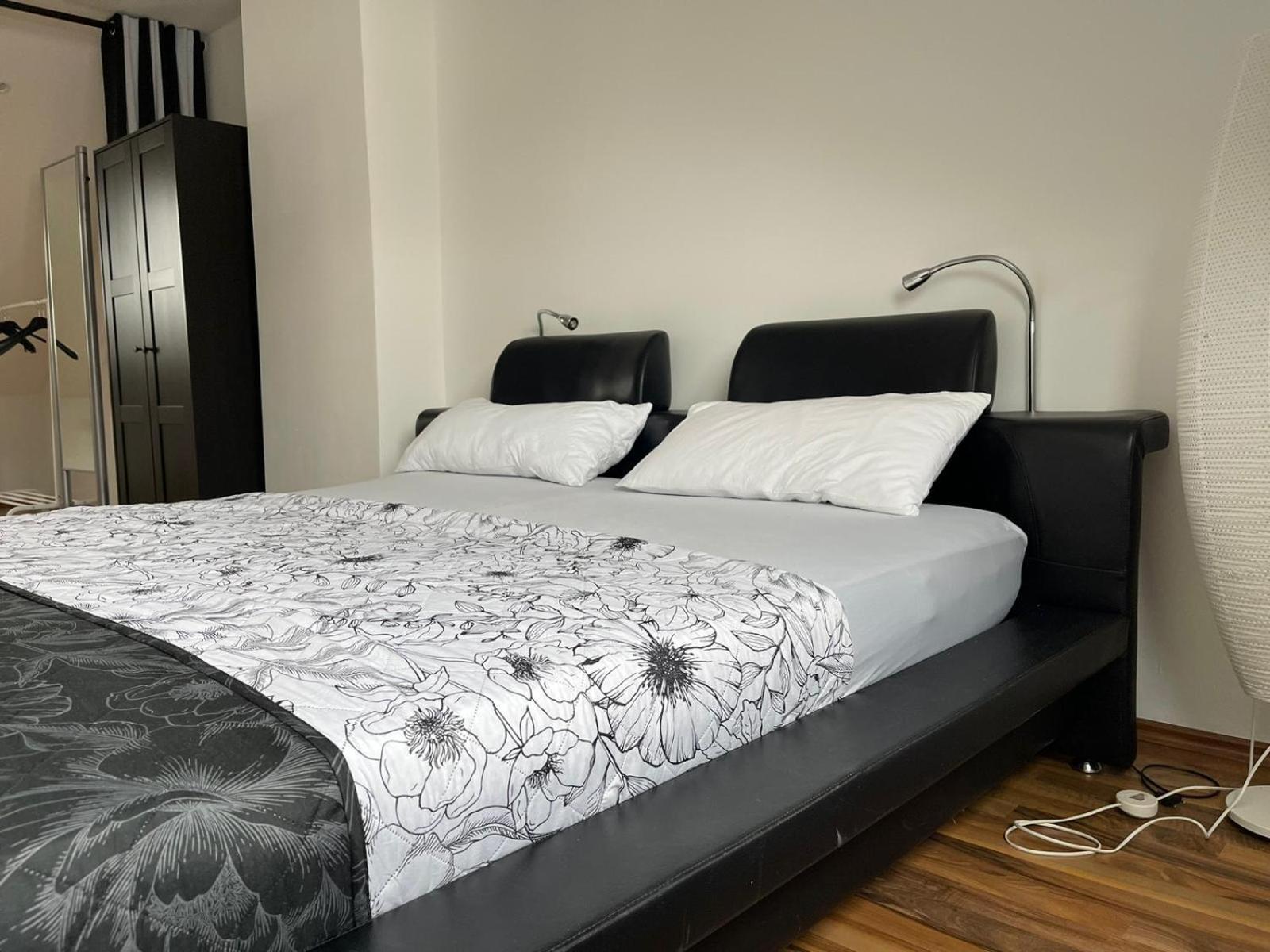 Luxurioeses Zimmer 10Min Zum Universitaet Kassel Exterior foto